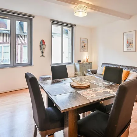 아파트 Le Duplex De Lise 옹플뢰르